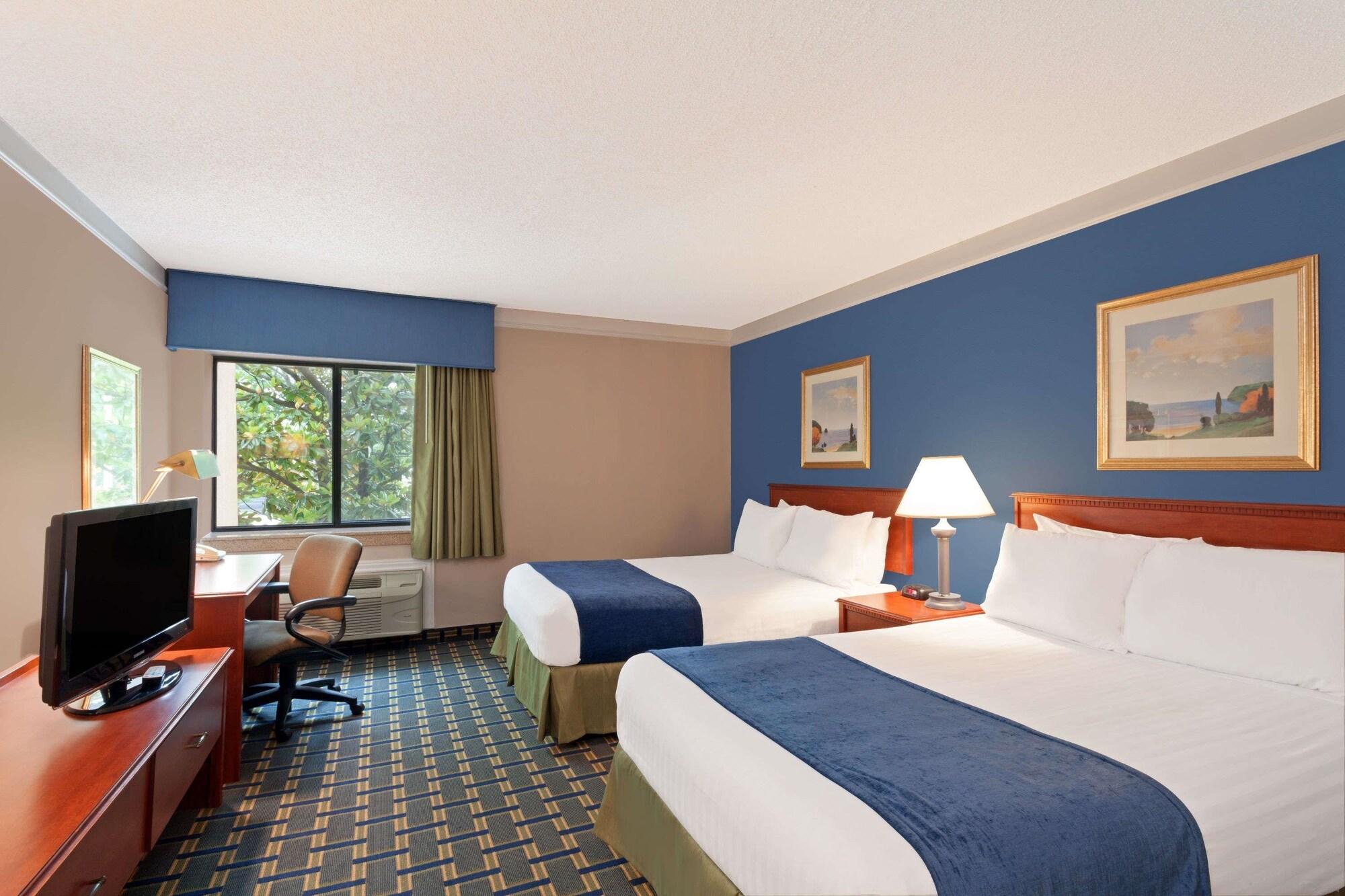 Hotel Baymont By Wyndham Memphis East Exterior foto